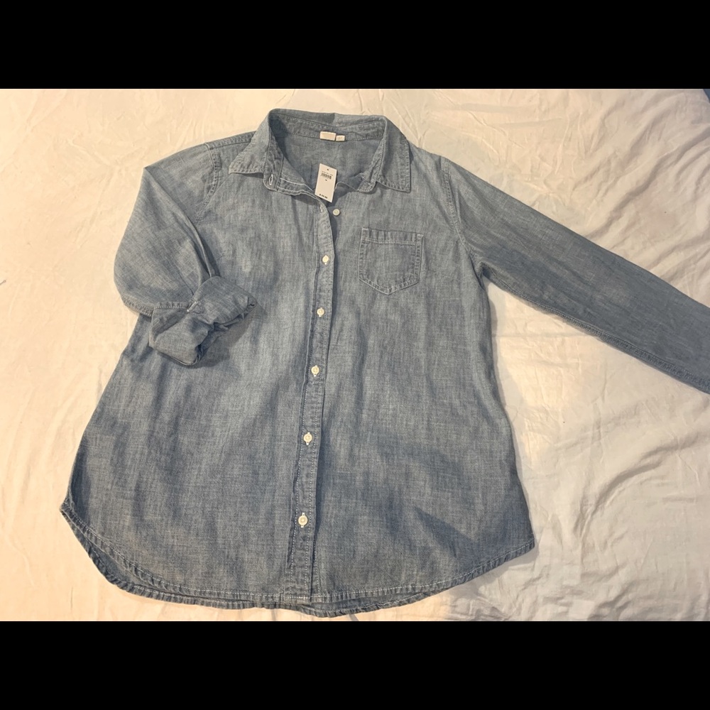 Medium denim Gap button up